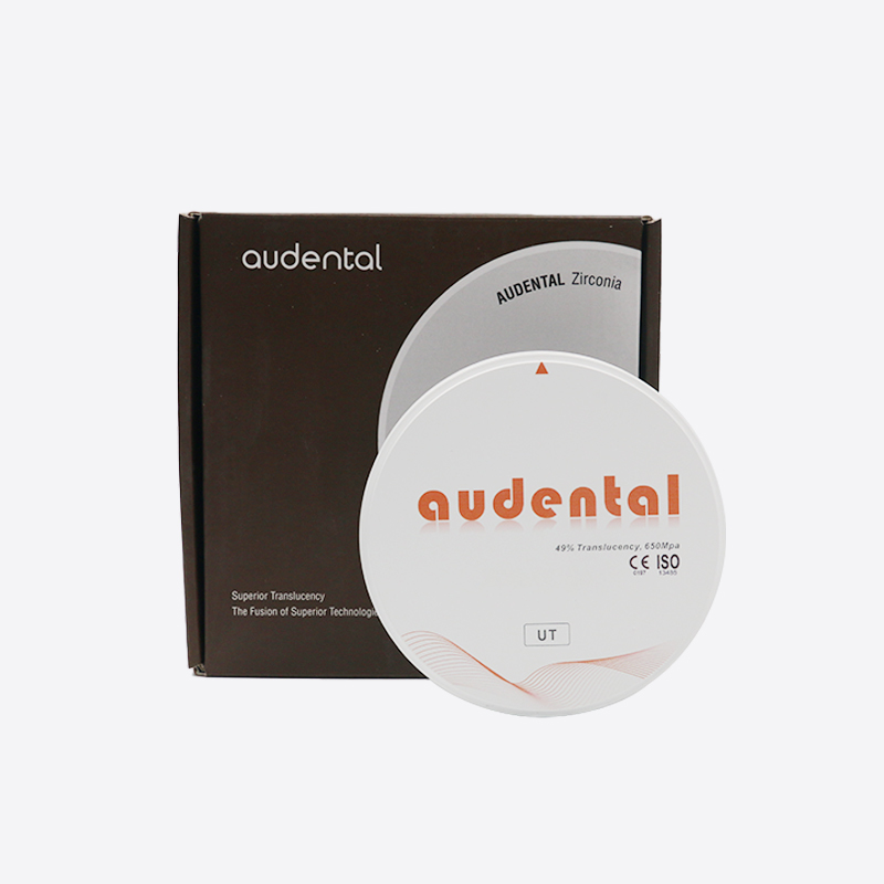 Ultra Translucency Disc ทานฟัน UT/DUT ทานฟันสีขาว Zirconia Block ประสบผลลัพธ์ที่ดูธรรมชาติ